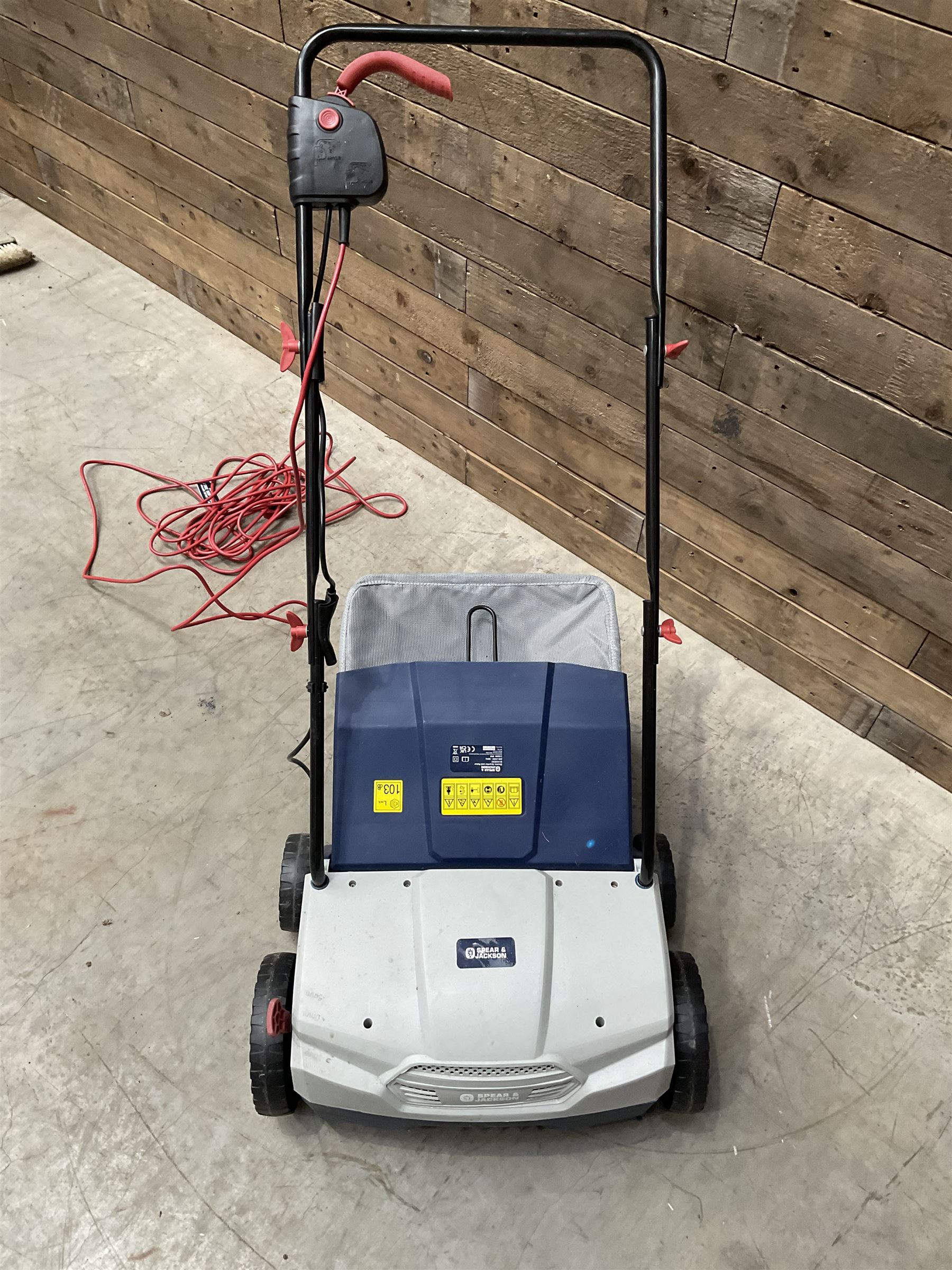 Petron PWR21CCGTA strimmer and a Spear & Jackson 1400W 2in1 Scarifier & Raker