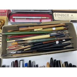 Large quantity of fountain and calligraphy pens, to include examples by Parker, Waterman, Platignum, Universal and Osmiroid, together with a selection of nibs