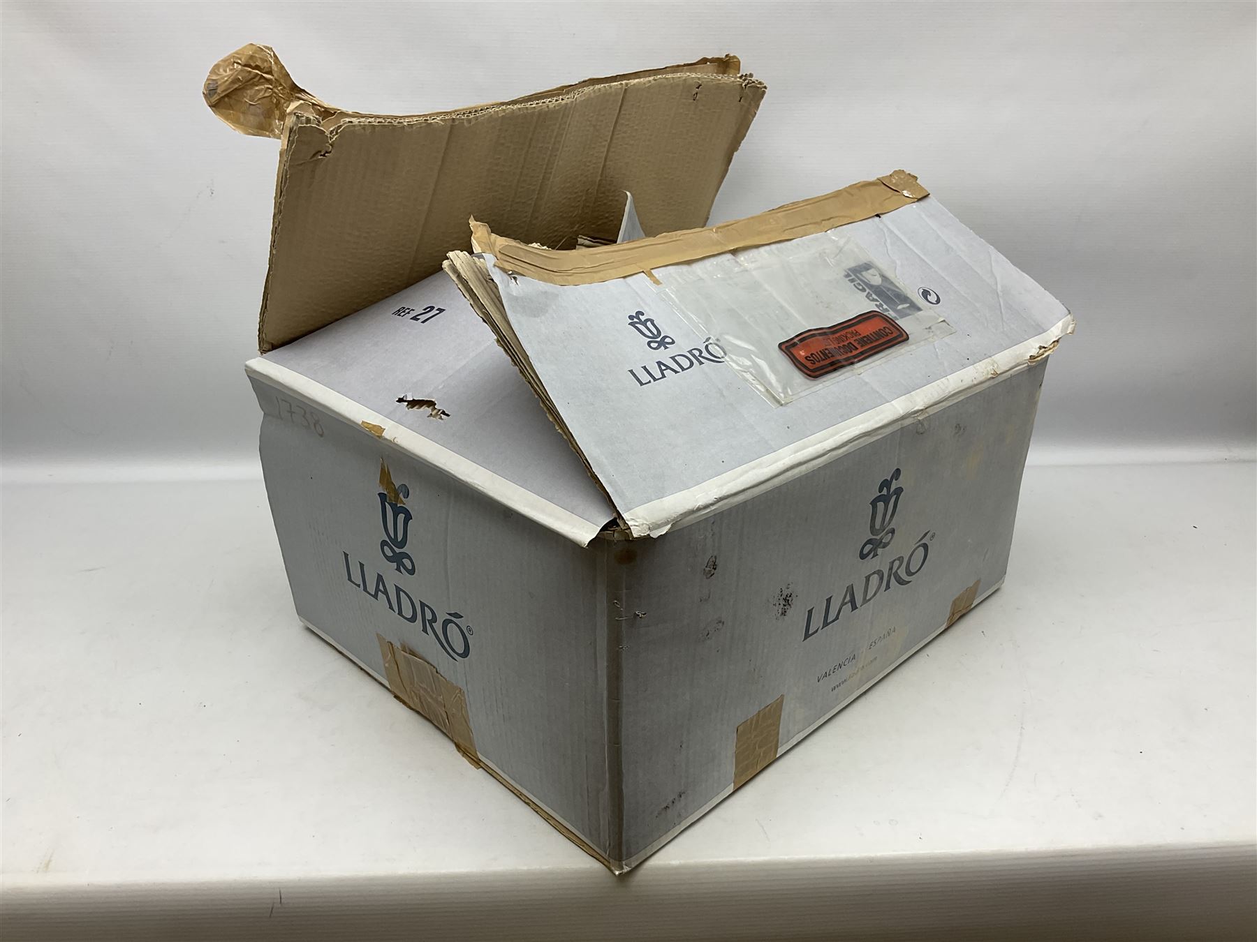 Lladro Gres figure, Othello, modelled as a man in period dress, with original box, no 13510, sculpted by Salvador Furio, year issued 1978, year retired 1981, H47cm