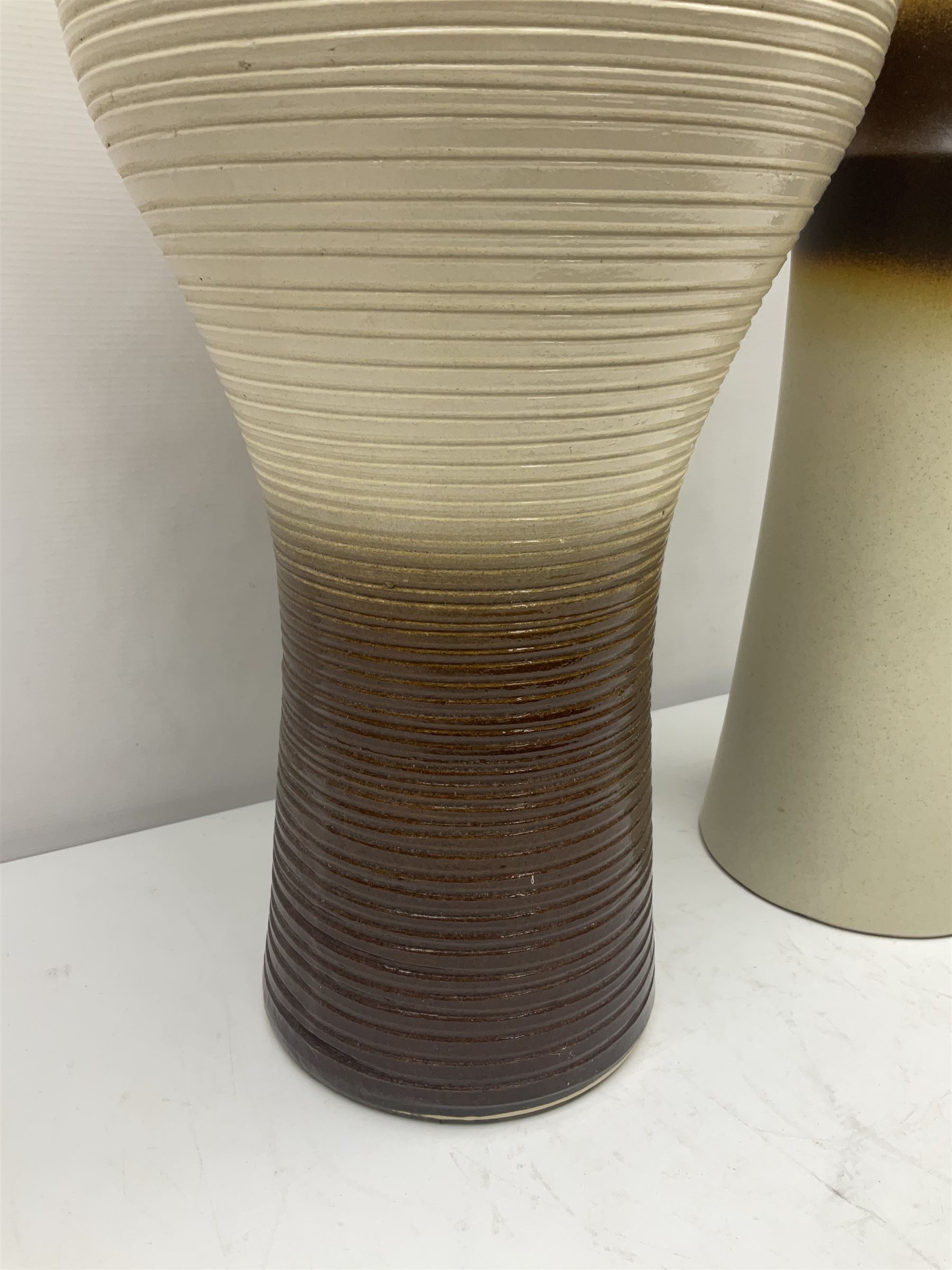 Ditmar Urbach Nora vase, together with another similar vase, Nora vase H64cm