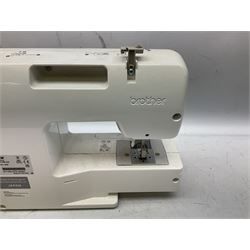 Brother LS14 sewing machine, with foot pedal and power cable, H30cm