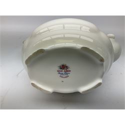 Royal Albert Colleen pattern tea ware comprising teapot, milk jug, sucrier, four cups and six saucers