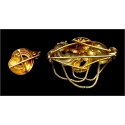  Victorian 15ct gold (tested) cabochon almandine garnet brooch   