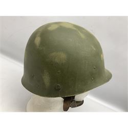 American 'Mike Force' Special Forces MI helmet liner; bears label 'AM STAY 5 58183 N10/TS'