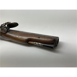 Early 19th century flintlock holster pistol with 21.5cm octagonal barrel, walnut full stock, plain steel lock, foliate chased trigger guard, inlaid silver cartouche and under barrel ramrod with horn tip L35.5cm overall