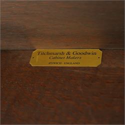 Titchmarsh & Goodwin - oak dropleaf wake table, large leaves with gateleg action, raised on turned supports united by stretchers, extends to 148cm