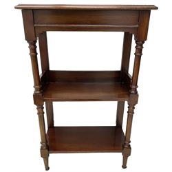 Victorian design mahogany three-tier stand, turned column supports 