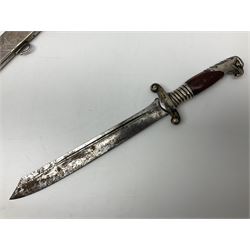 WW2 German RAD (Reichsarbeitdienst) Leader's hewer dagger,  the 25.5cm fullered steel blade engraved Arbeit Adelt (Work Enables) with Eickhorn squirrel maker's mark; scrolling cross-piece, mahogany grip and eagle pommel; in decorative plated scabbard L40cm overall.