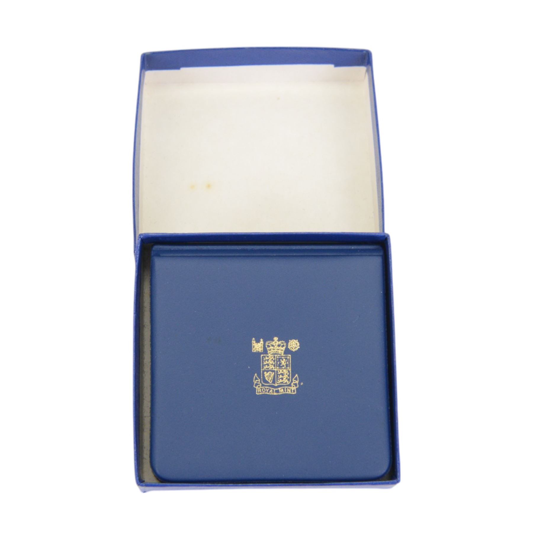 Queen Elizabeth II 1979 gold proof full sovereign coin, cased