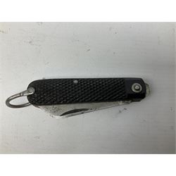 WW2 British army folding jack/clasp knife with blade and can opener marked with broad arrow and date 1944; a similar unmarked British army folding three-blade knife; and another later similar British Army knife marked Wade & Butcher Sheffield England (3)
