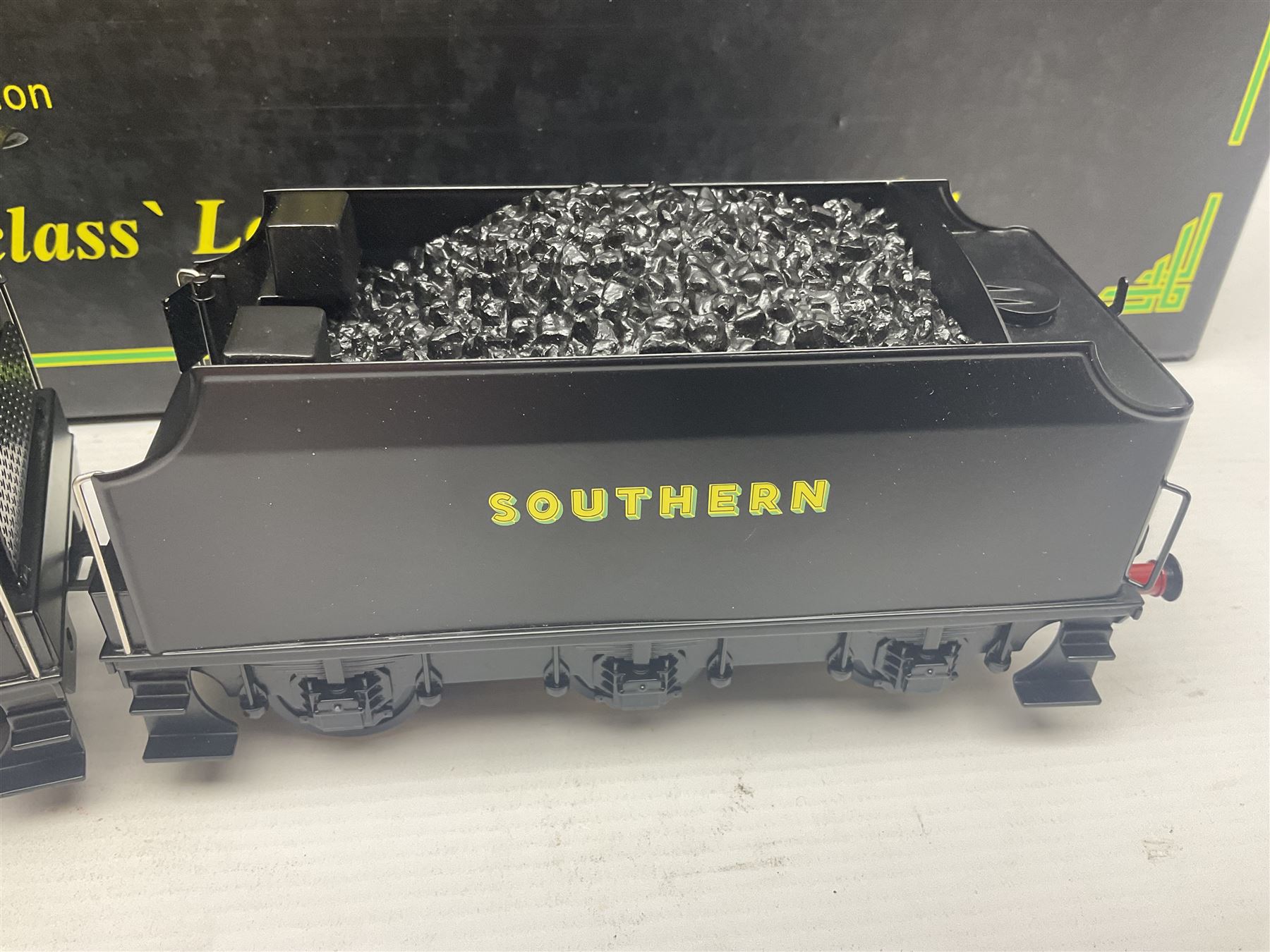 Ace Trains '0' gauge - E/10 Schools Class 4-4-0 locomotive 'Westminster' No.908 and tender in SR Wartime black; boxed with instructions, original packaging and invoice dated 26/09/2012 in outer delivery box