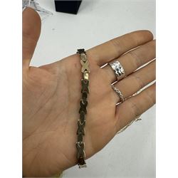 14ct gold bracelet links and a 14ct gold chain, together with 9ct gold jewellery, to include pair of cufflinks, bracelet, seahorse charm, chains and a cubic zirconia pendant 