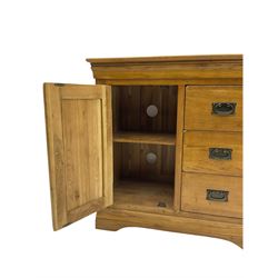Oak side cabinet, fitted with three drawers and single cupboard