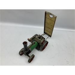 Mamod S.R.1a live-steam Steam Roller; boxed with steering rod; and Mamod TE1a live-steam Traction Engine; unboxed (2)