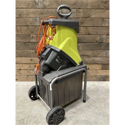 Ryobi RSH2545B 2500W electric garden impact shredder