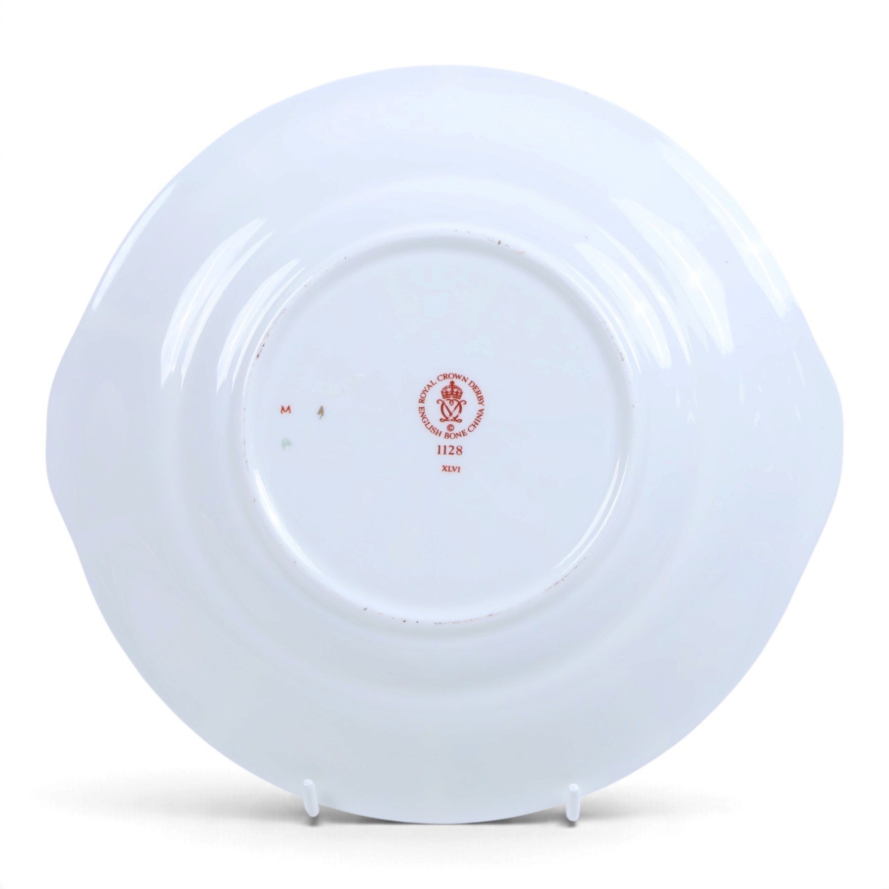 Royal Crown Derby Old Imari 1128 two cake plates and octagonal plate, octagonal plate D23cm