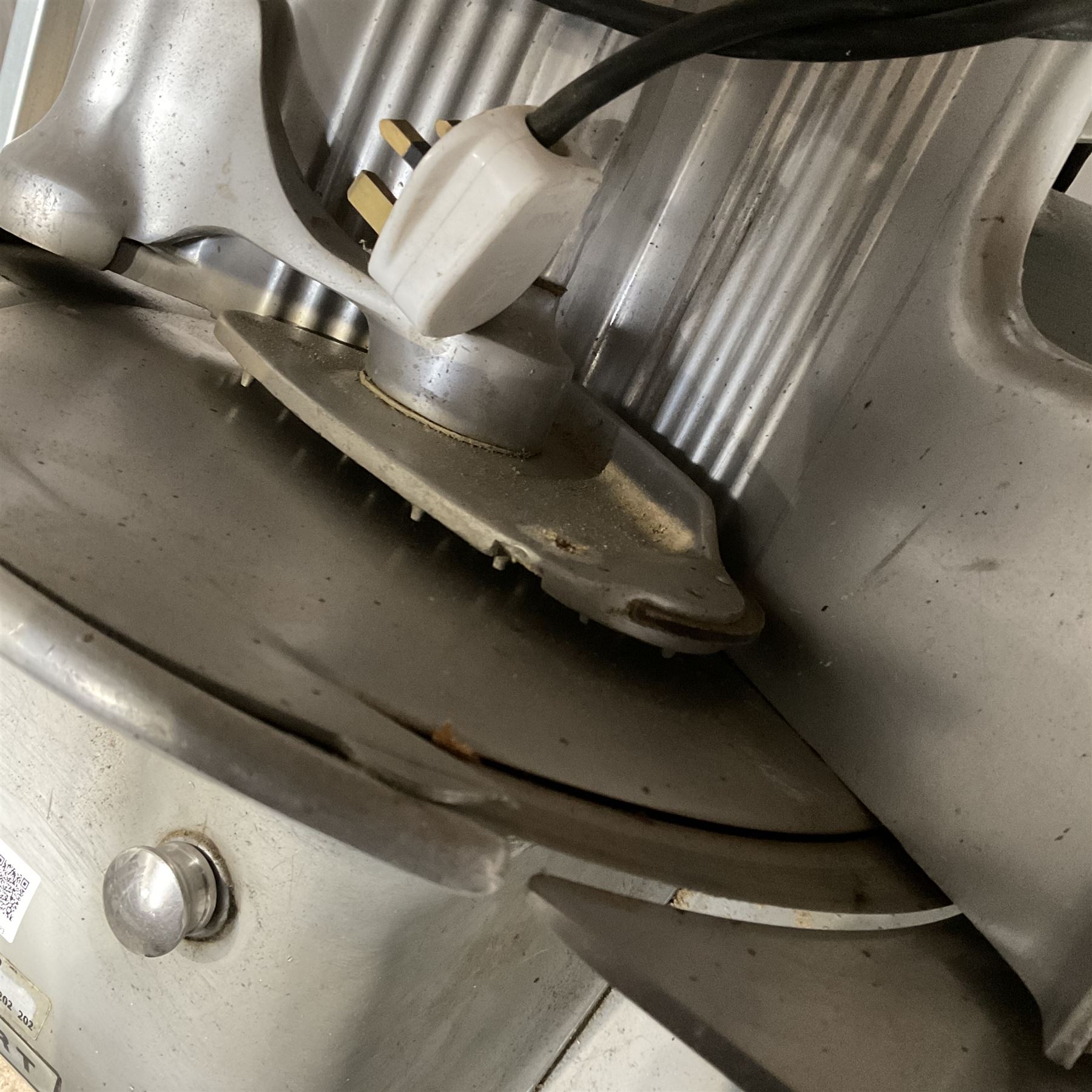 Hobart commercial meat slicer - THIS LOT IS TO BE COLLECTED BY APPOINTMENT FROM DUGGLEBY STORAGE, GREAT HILL, EASTFIELD, SCARBOROUGH, YO11 3TX