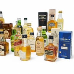 Collection of mixed miniature whisky, to include Glenmorangie 10 years old, Highland Park 12 years old, Kilchoman Single Malt, Glen Garioch etc, various contents and proof