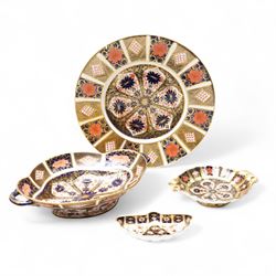 Royal Crown Derby Imari pattern ware, comprising a twin handled dessert dish and a smaller...