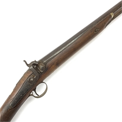19th century percussion fowling gun, the walnut stock with chequered fore-end, chased trigger guard and action marked Heard Devonport, 94cm barrel inscribed William Smith Murcott with under barrel ram rod 137cm overall