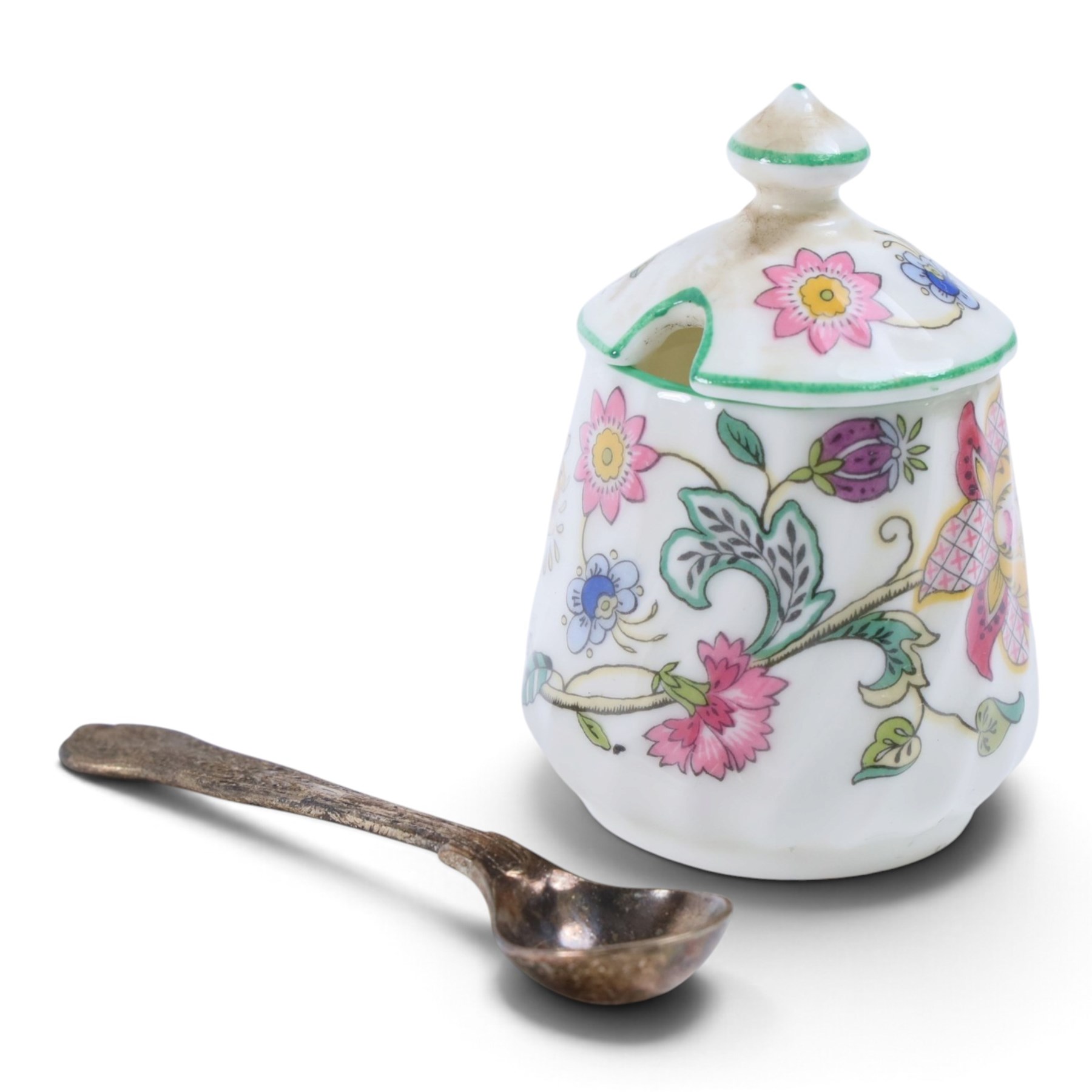 Minton Haddon Hall tea wares, including cake stand, eight cups and saucers, salt and pepper, etc 