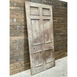 Five 19th century heavy pitch pine six panel doors

226cm x 99cm
228cm x 99cm
228cm x 100cm
228cm x 100cm
228cm x 99cm