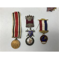 WWI victory medal, King George V for faithful service in the special constabulary medal named to 'John W. Allison', United Ancient Order of Druids hallmarked silver jewel 'W.H. Smith P.A. Lodge 603 U.A.O.D D.C.S. from 1877 to 1897', hallmarked silver fob and other badges etc