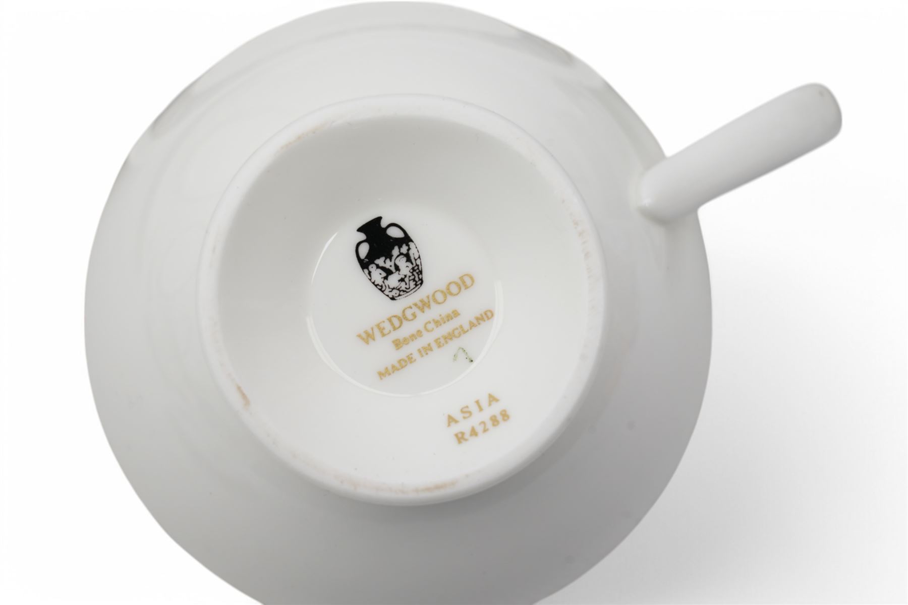 Wedgwood Asia dinner and tea service 28 pieces