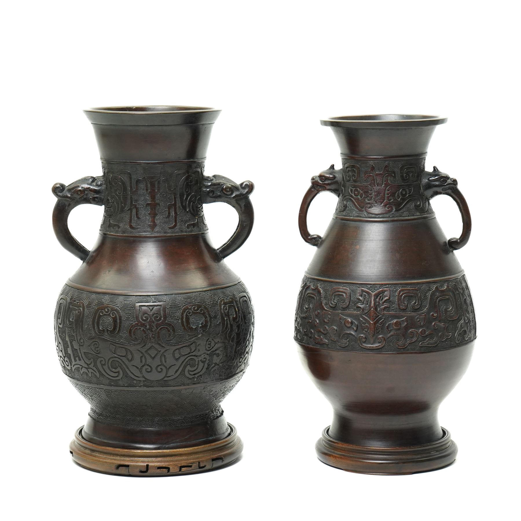 Two Japanese archaistic bronze vases, including stands H32cm and H33cm (2)