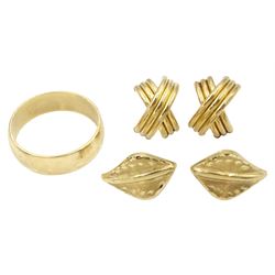 9ct gold wedding band, London 1963 and two pairs of 9ct gold stud earrings 