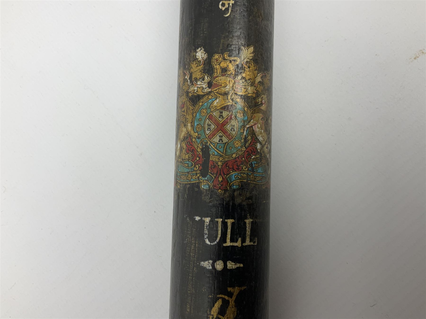 City of Hull Police - Victorian painted ebonised truncheon with Royal crest, Victoria cypher, 'City of Hull' and 1864 L43cm  