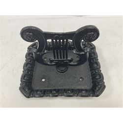 Reproduction cast iron Victorian style boot Scraper of lyre form, with a rectangular tray, H24cm
