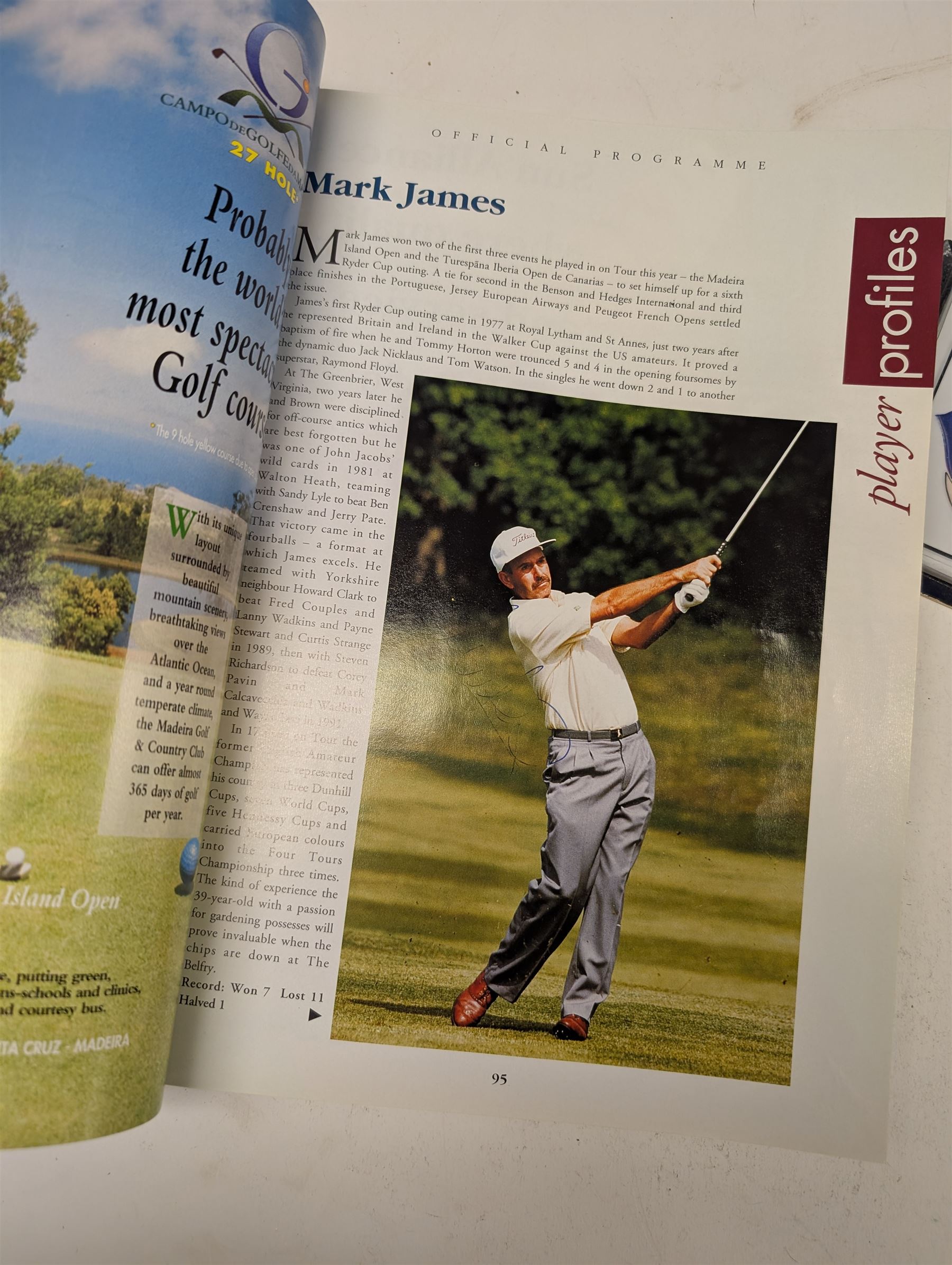 1993 Ryder Cup programme, signed by Nick Faldo, Payne Stewart, etc