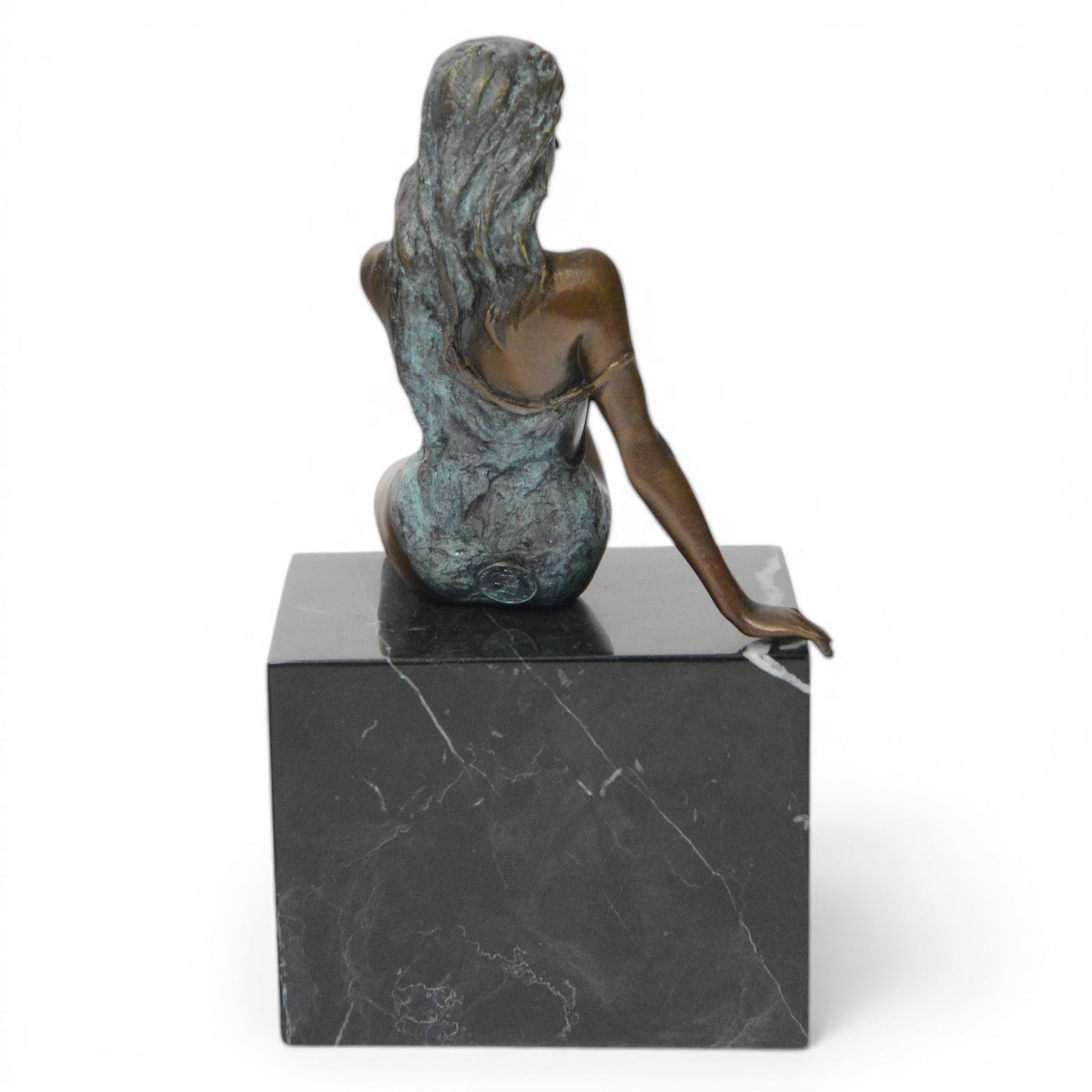 After Jean Patou, art deco style bronze modelled as a seated lady, H24cm