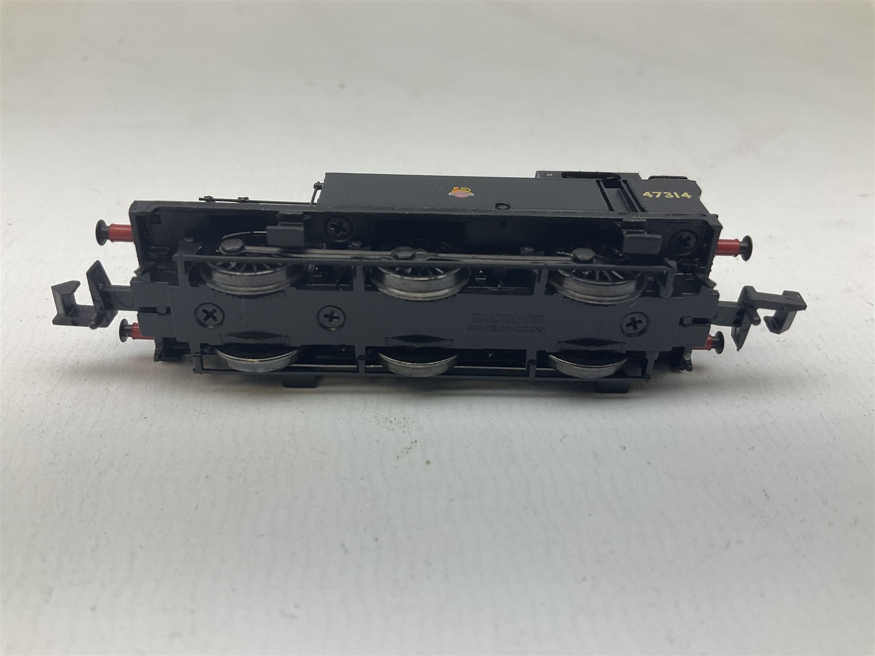 Graham Farish by Bachmann 'N' gauge - Class 4F 0-6-0 locomotive no.43875, Class 3F 0-6-0 'Jinty' locomotive no.47314, Fairburn 2-6-4 tank locomotive no.42073 and Standard Class 4MT 2-6-4 locomotive no.80119 (4)