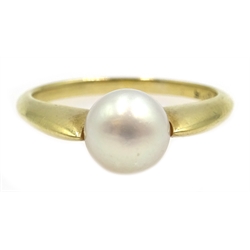  14ct gold single stone pearl ring, stamped 585  