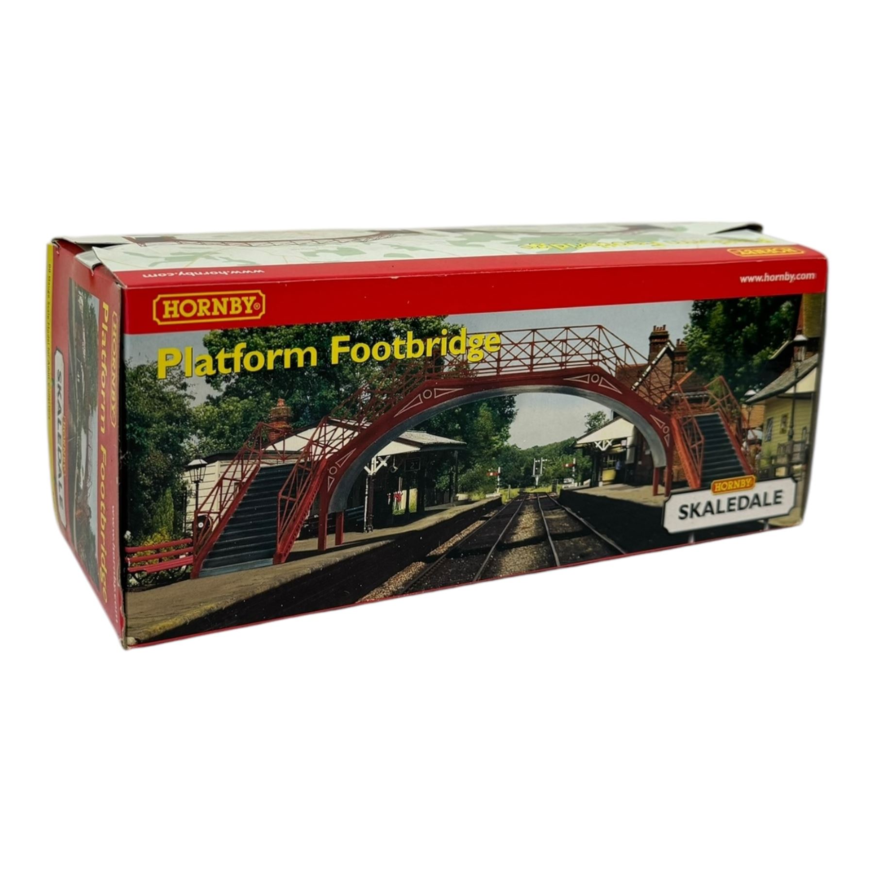 Ten Hornby '00' gauge Skaledale buildings, comprising R9834 Village Tea Rooms, R8506 Brambles Cottage, R8507 Platt's General Store, R8503 St Michaels School, R9769 The Pine Shop, R8641 Platform Footbridge, R8639 Water Tower, R8587 Coal Stage, R8589 Level Crossing Signal Box and R8638 Platform Shelter, all boxed