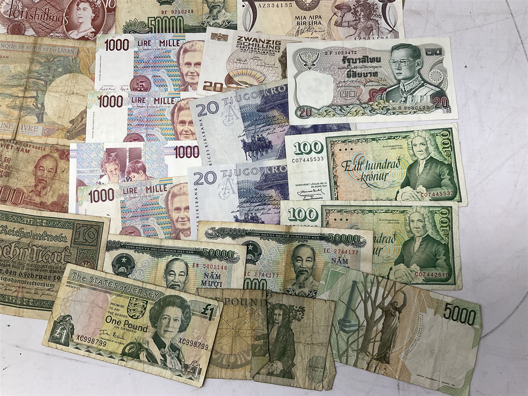 Great British and World banknotes, including Bank of England Page one pound 'EW57', Forde ten shillings 'C41N', various Belgian and Scottish notes etc