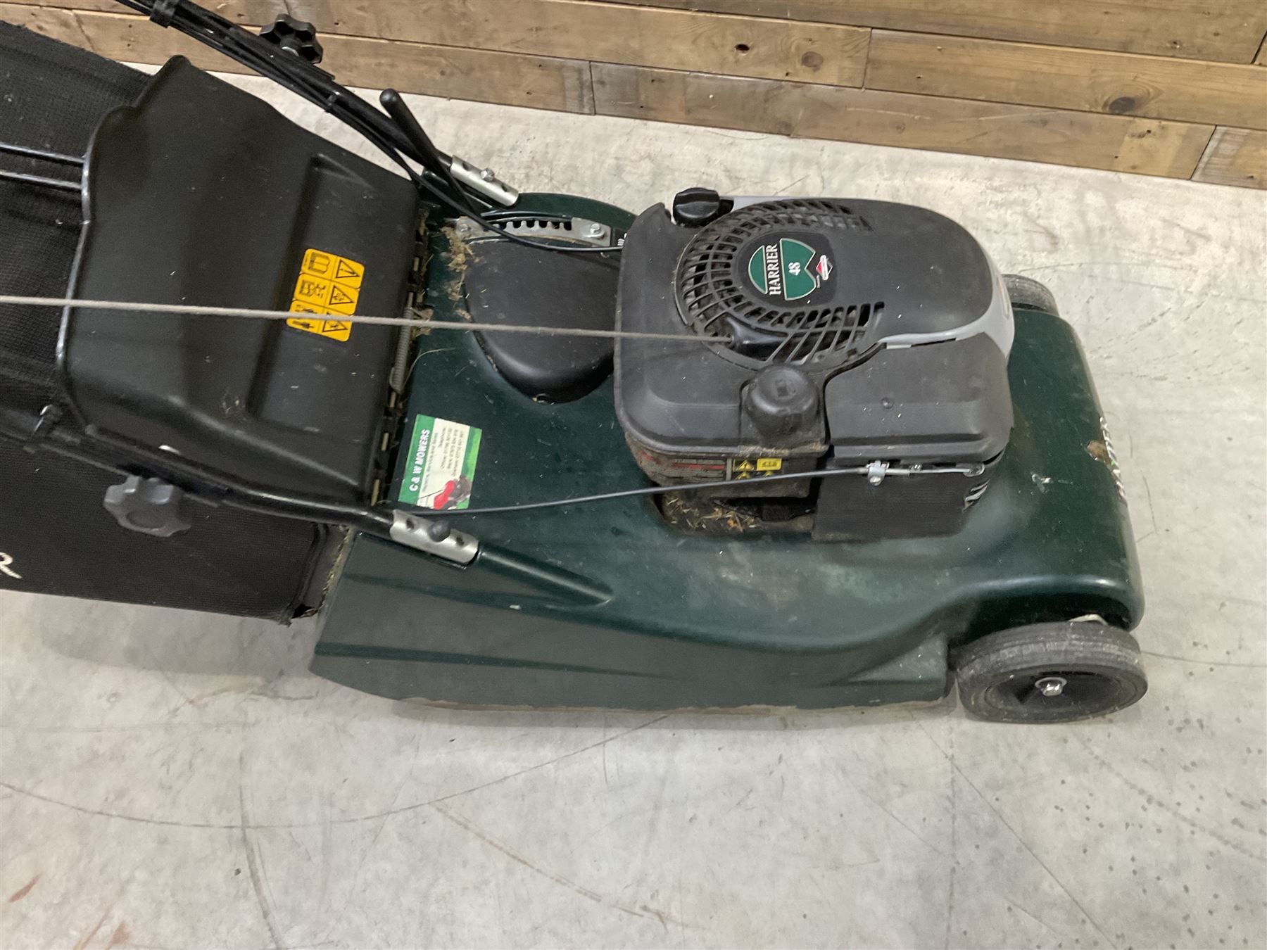 Hayter Harrier 48 lawnmower 