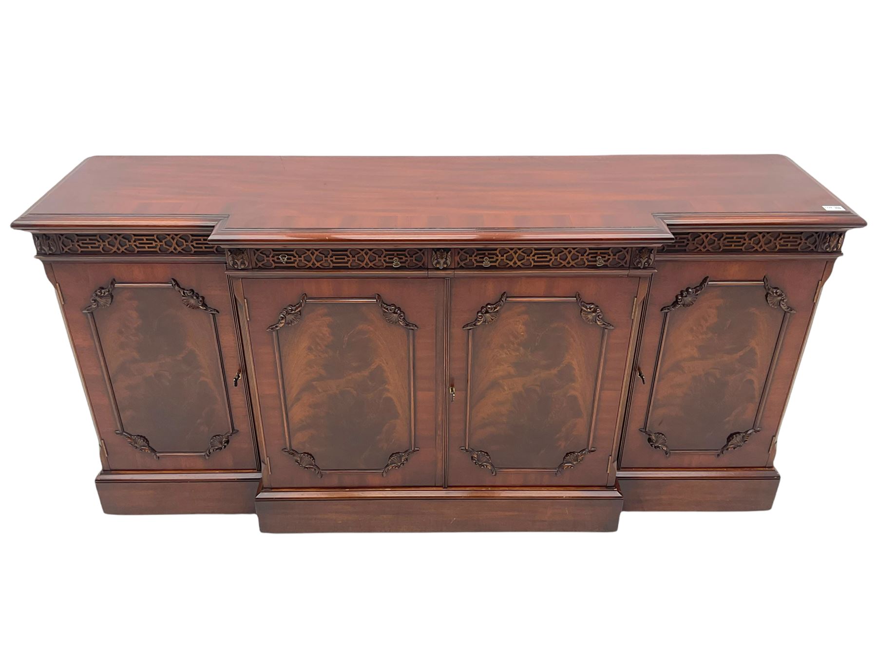 Wade - Georgian style mahogany break front sideboard | Antique