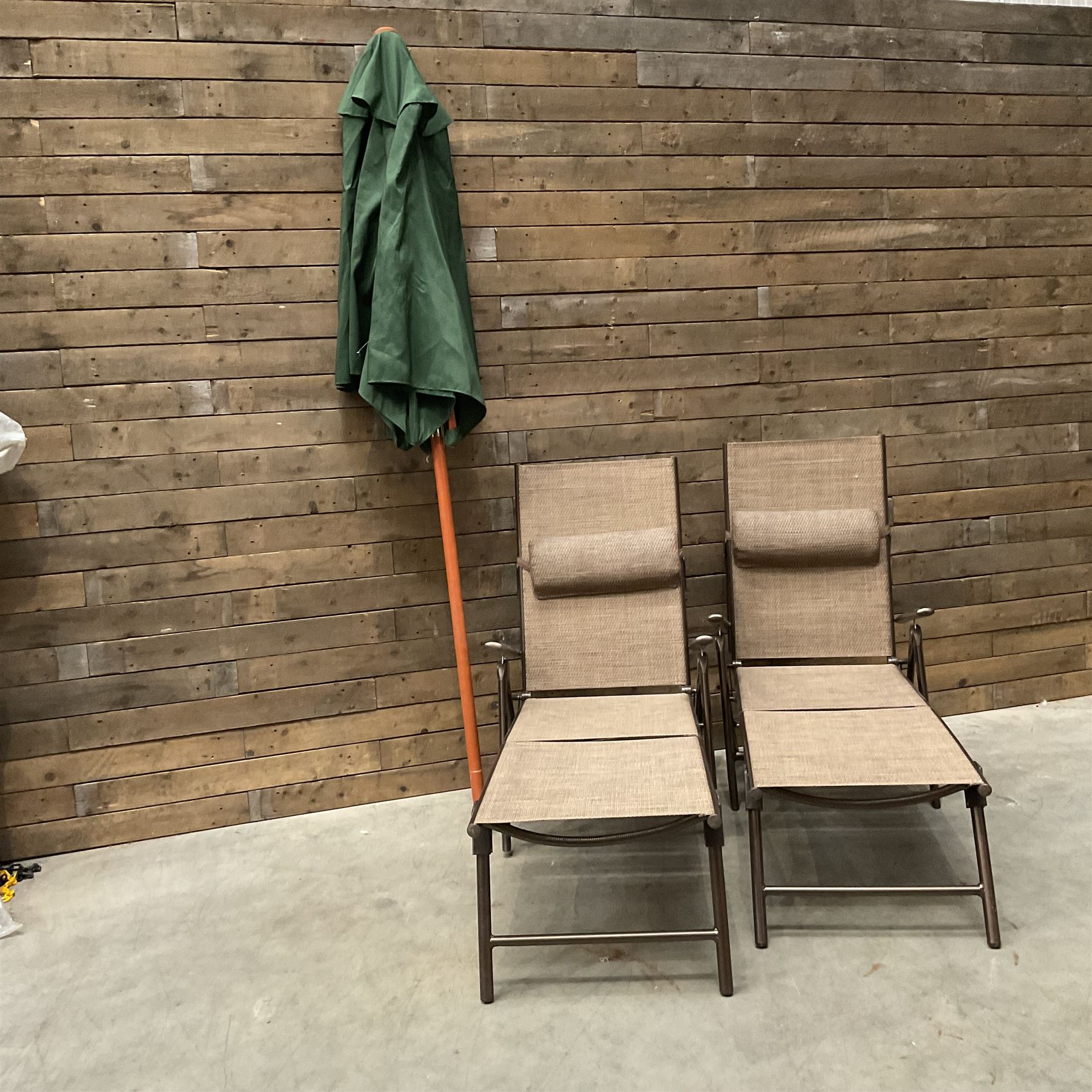 Two Pagoda garden sun lounger, with parasol