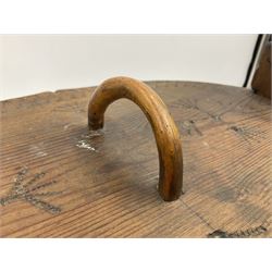 19th century Scandinavian Svepask / Tine box, the pine oval form body with notched posts and conforming lid decorated with Folk Art style pokerwork decoration and single carry handle, L38cm