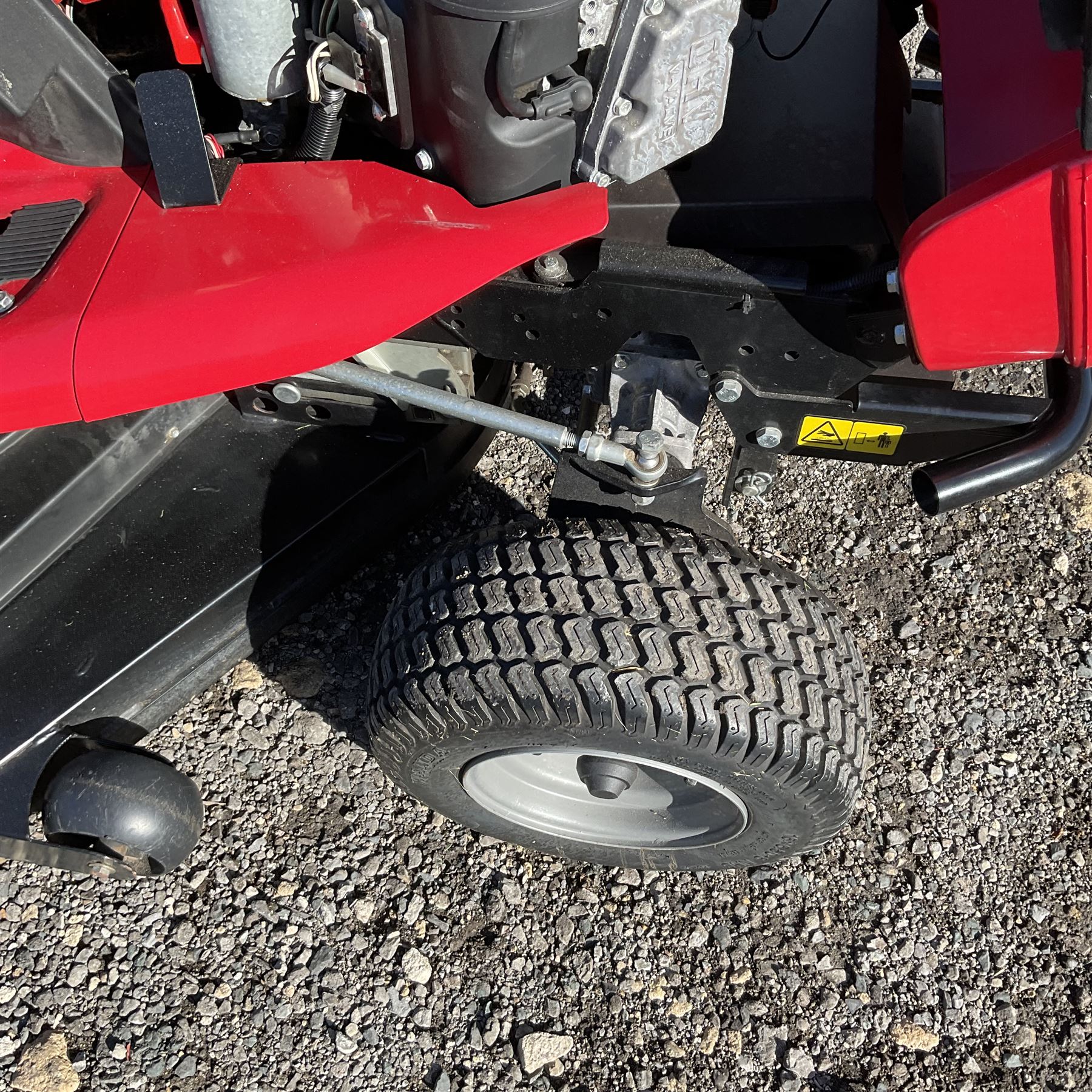Countax B250 4-Trac ride on lawnmower with lifting jack and papers,