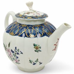 Liverpool Phillip Christian teapot and cover, c. 1775, the reeded body painted with floral sprays beneath a blue border with gilt decoration, the cover with flower-bud finial, H15.5cm; together with an 18th century Worcester teapot, with painted floral decoration (2)