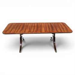Regency design mahogany drop leaf coffee table, rectangular top crossbanded in walnut, twin pillar legs