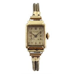 9ct gold Rotary watch, London 1947, on gold-plated strap