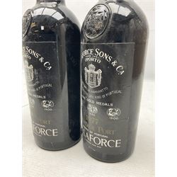 Delaforce, 1977, vintage port, 75cl, unknown proof, two bottles 