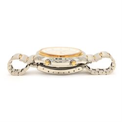 Seiko Sports 100 gentleman's stainless steel chronograph quartz wristwatch, Ref. 7A48-7000  white dial with subsidiary dials and moonphase, on original bracelet with fold-over clasp