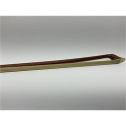 Alfred Knoll silver mounted two-star pernambuco violin bow L74.5cm