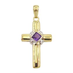 9ct gold amethyst cross pendant, stamped 375